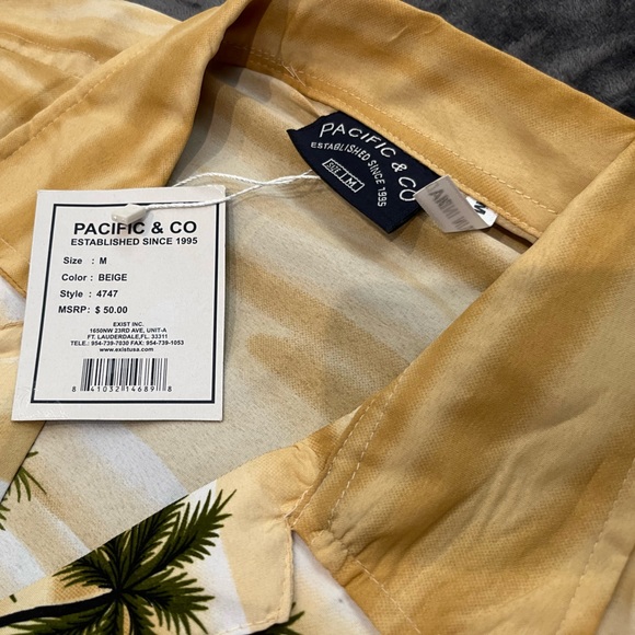 Pacific & Co. Hawaiian Shirt - Picture 5 of 6